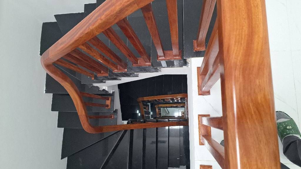 ĐỨC THẮNG-ĐÔNG NGẠC -MẶT PHỐ, Ô TÔ TRÁNH - KINH DOANH - 2 THOÁNG– FULL NỘI THẤT